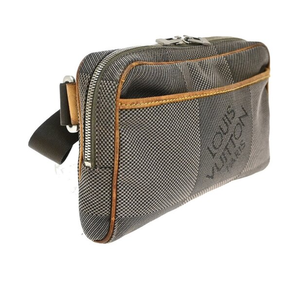 LOUIS VUITTON Acrobat Shoulder Bag Damier Geant Leather Khaki - Picture 4 of 16